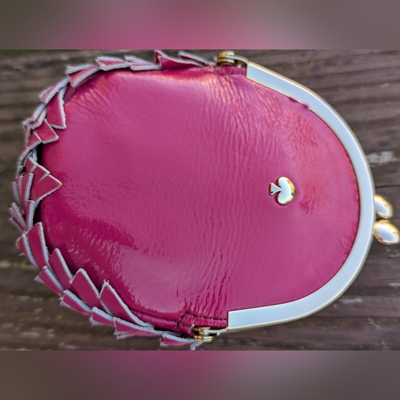 Kate Spade Patent Leather Hedgehog Coin Purse Kisslock Berry Pink With Flaw NWT - Picture 4 of 12